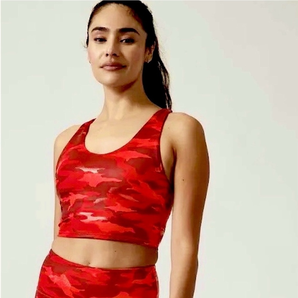 ATHLETA‎ | Red Metallic Detail Camouflage Ultimate Crop Top Sports Bra Sz Medium
